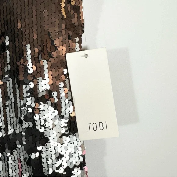 TOBI - NWT Shine Me Up Sequin Mini Shift Dress Size XS - Picture 5 of 10